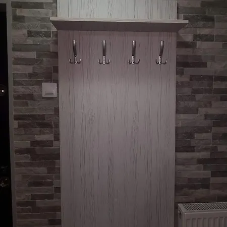 Pleasure Apartment *